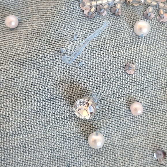 Bebe - Picture 3 of 5